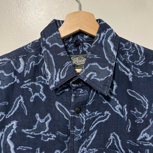 Roots Canada Blue Linen Button-Up Shirt - Men’s Medium, Abstract Print - Picture 8 of 14